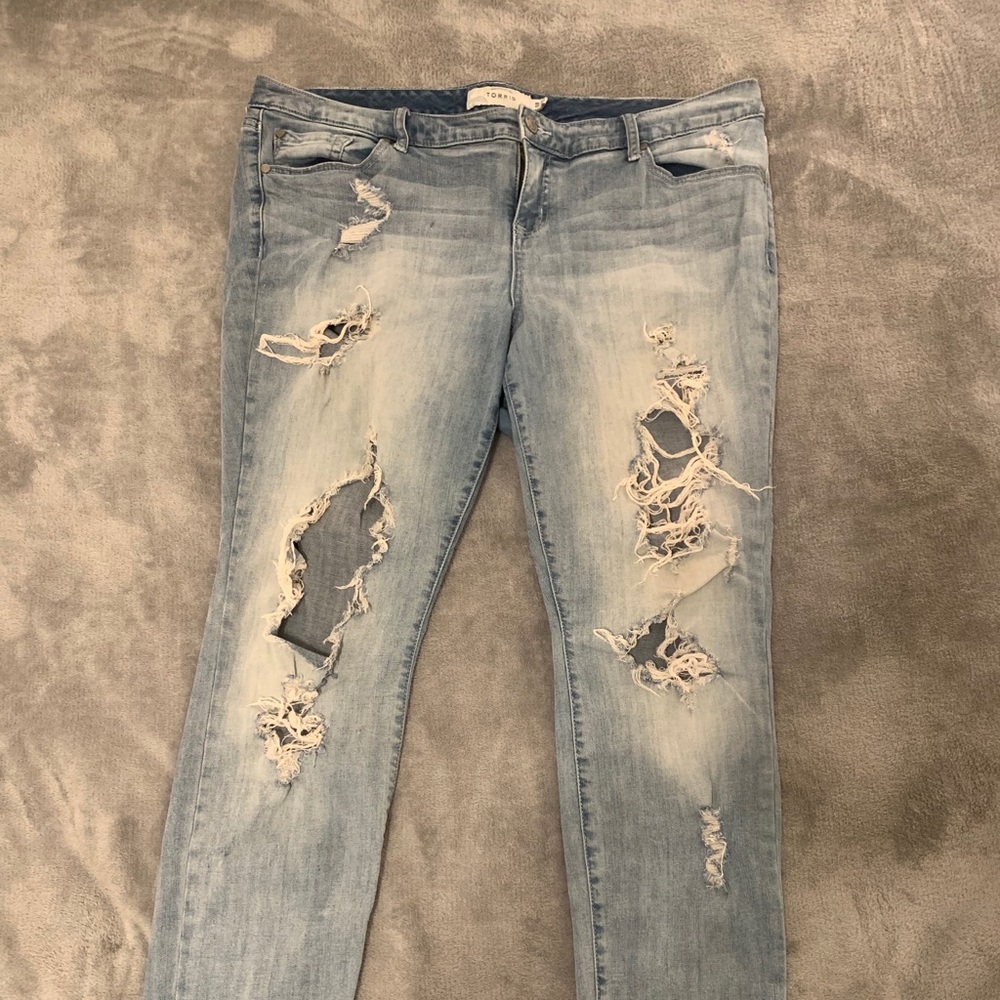TORRID BOYFRIEND JEANS